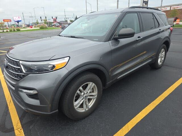 2021 FORD Explorer