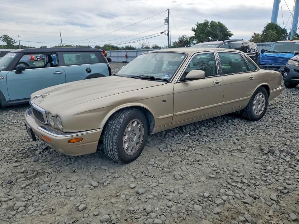 2003 JAGUAR XJ8
