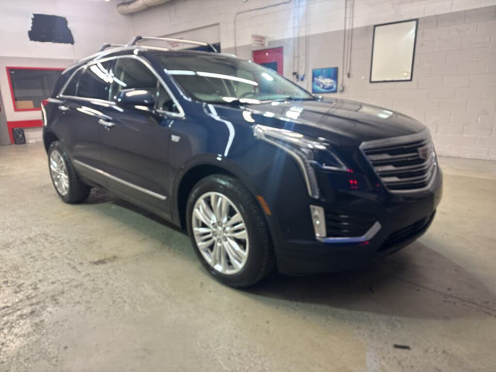 2017 CADILLAC XT5