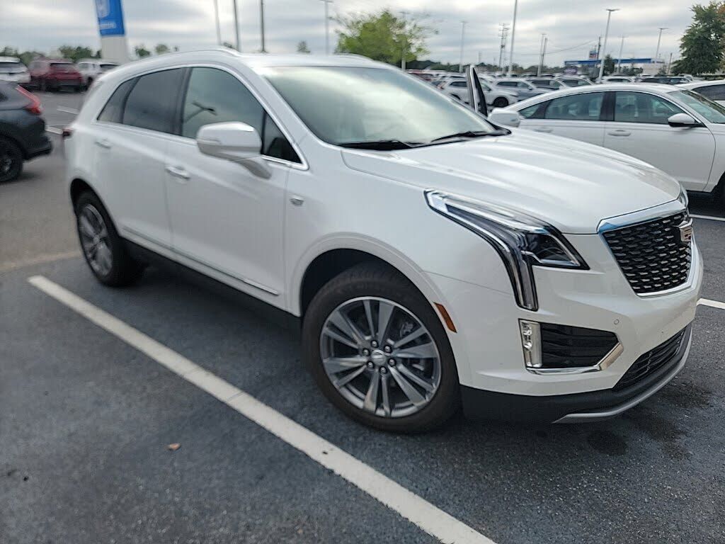 2025 CADILLAC XT5
