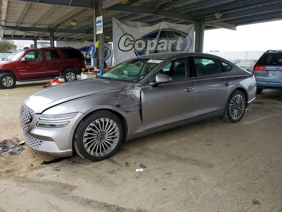 2023 GENESIS G80