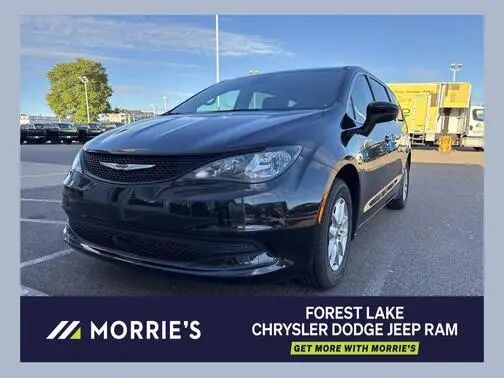 2023 CHRYSLER Voyager
