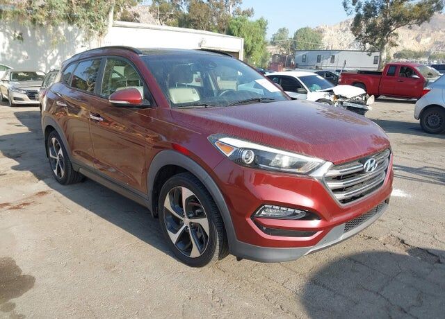 2016 HYUNDAI Tucson