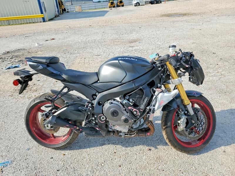 2026 SUZUKI GSX-R750