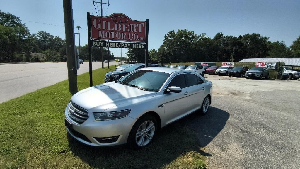 2017 FORD Taurus