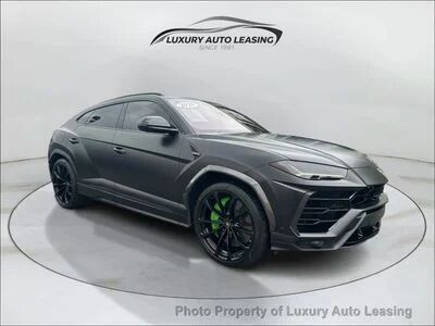 2020 LAMBORGHINI URUS