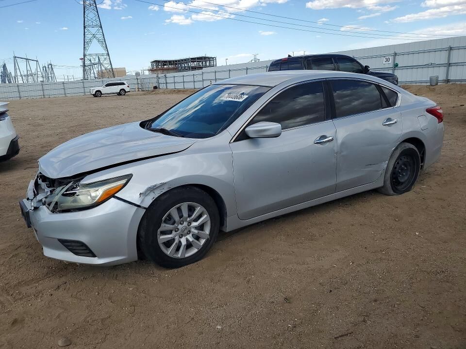 2017 NISSAN Altima
