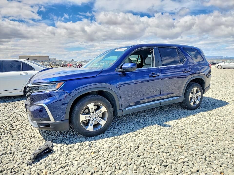 2023 HONDA Pilot