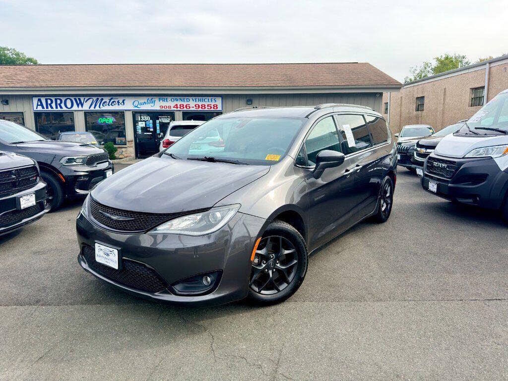 2019 CHRYSLER Pacifica