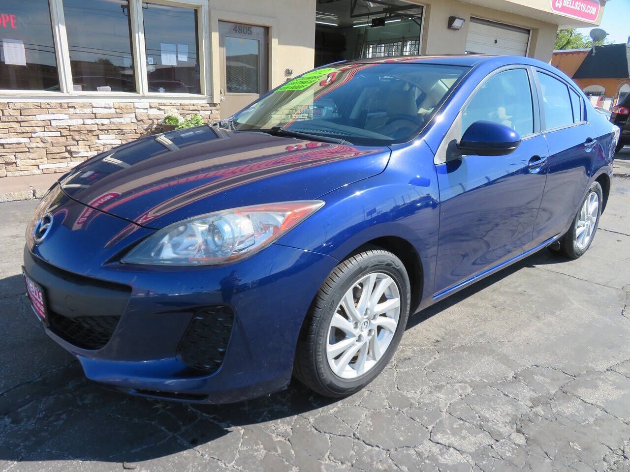 2012 MAZDA Mazda3