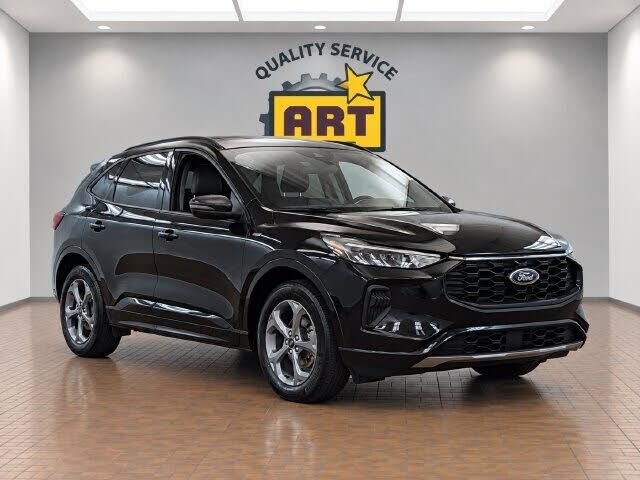 2023 FORD Escape