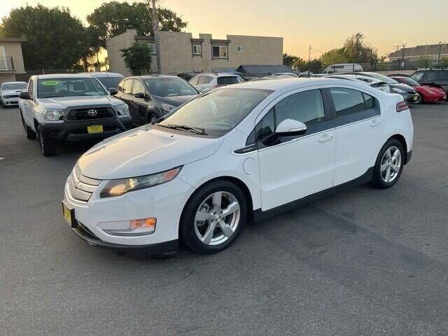 2013 CHEVROLET Volt