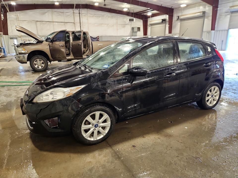 2012 FORD Fiesta