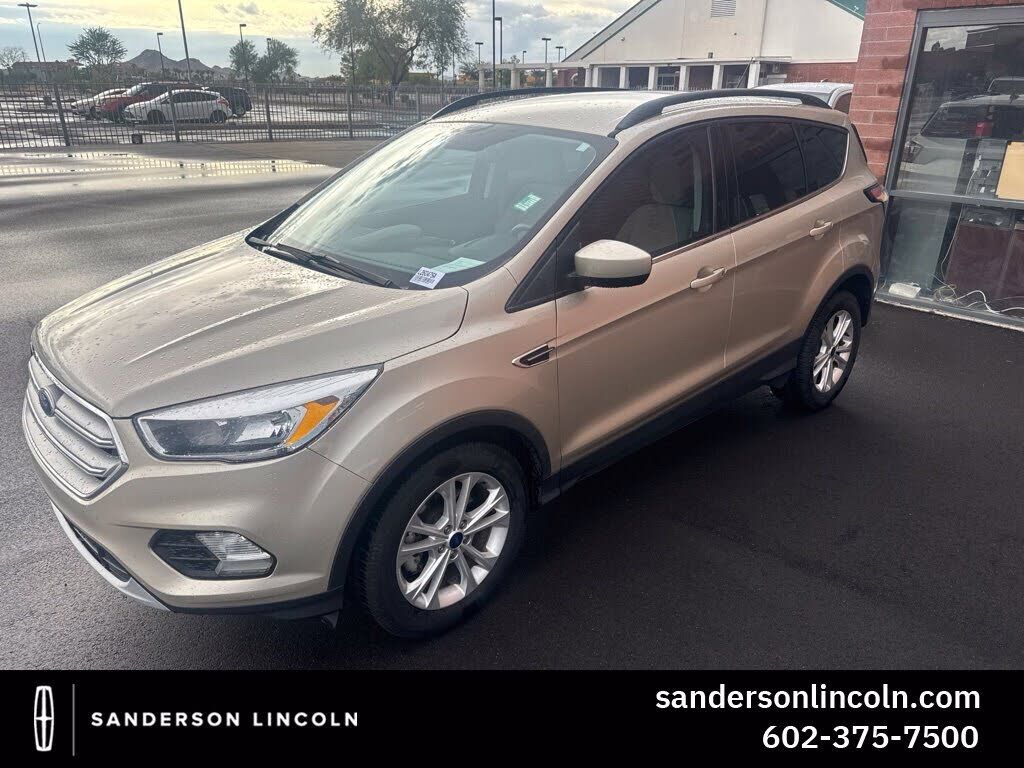 2018 FORD Escape