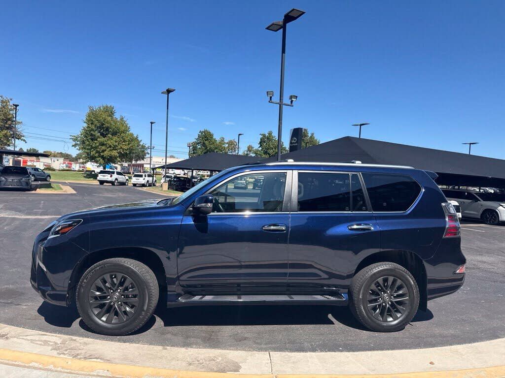2022 LEXUS GX