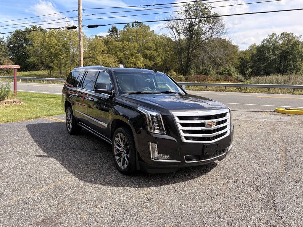 2019 CADILLAC Escalade ESV