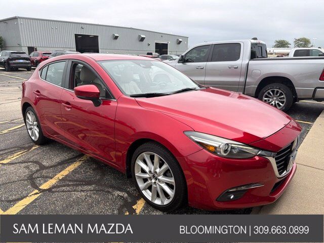 2017 MAZDA Mazda3