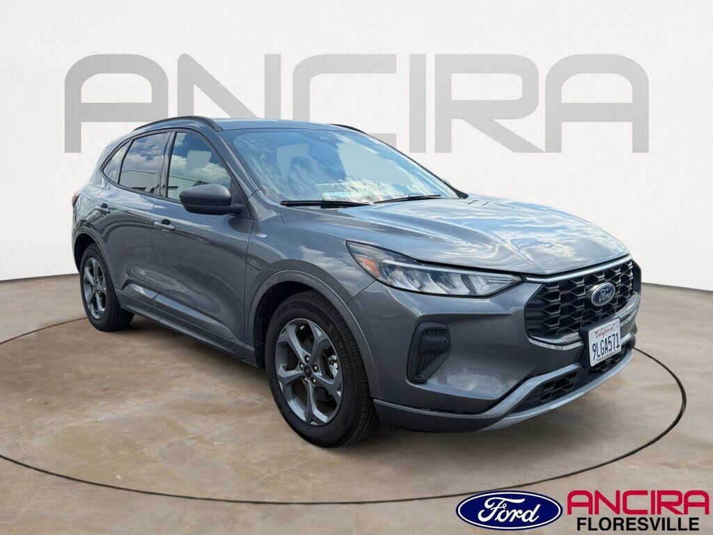 2023 FORD Escape