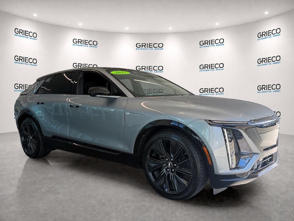 2025 CADILLAC Lyriq