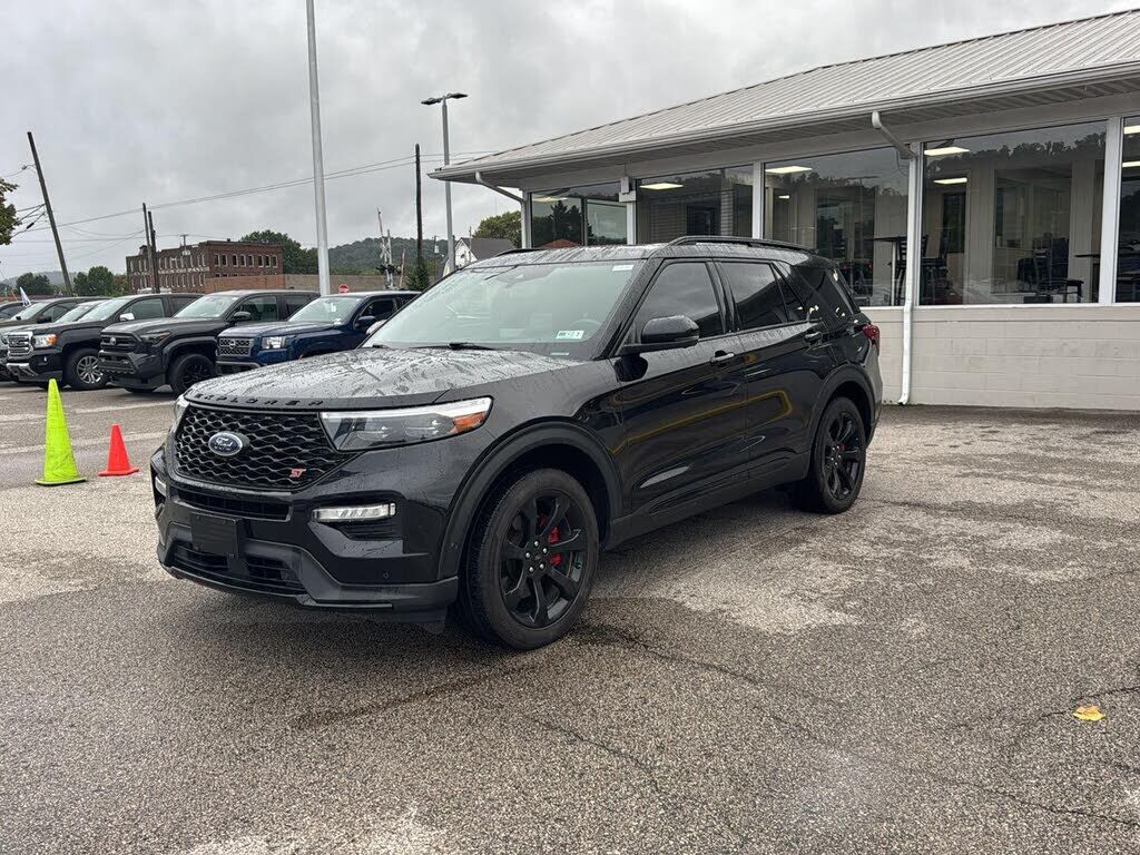 2021 FORD Explorer
