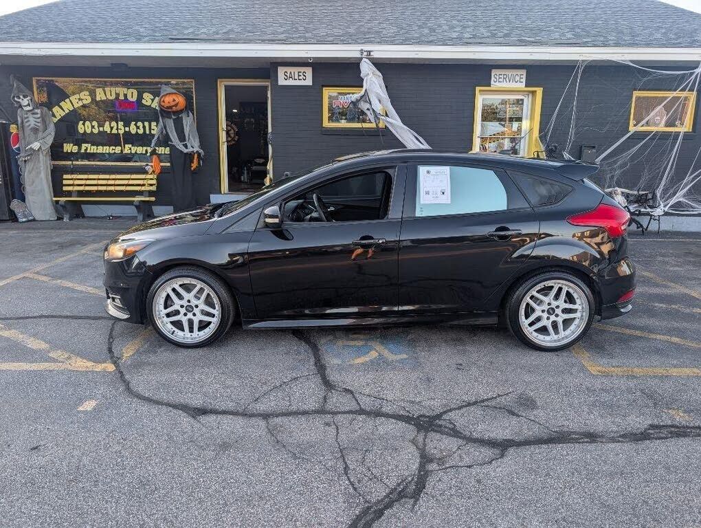 2017 FORD Focus