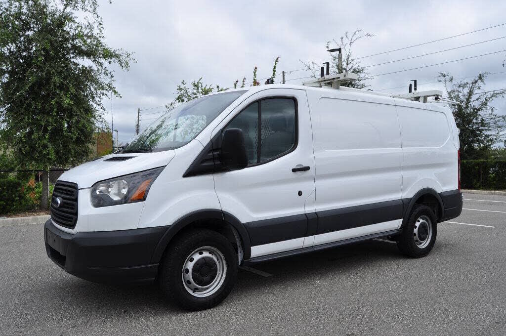 2018 FORD Transit