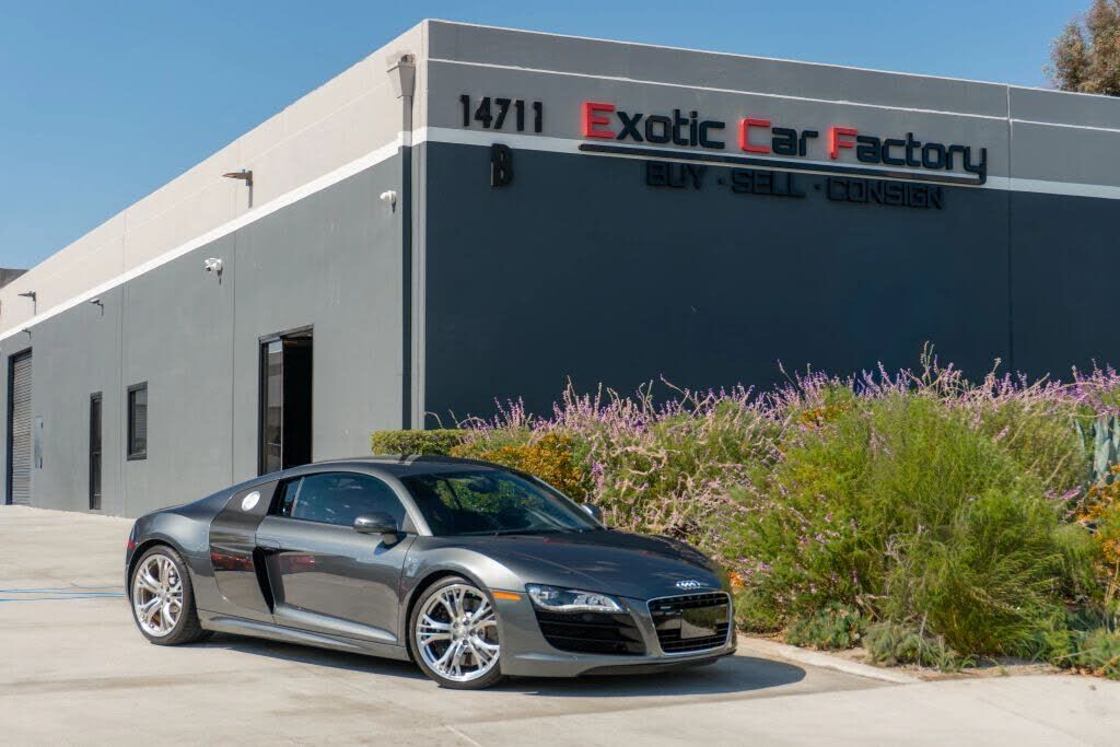 2011 AUDI R8