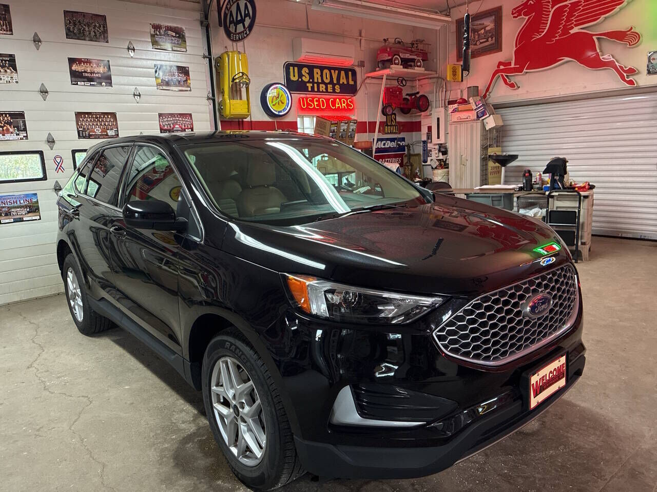 2024 FORD Edge