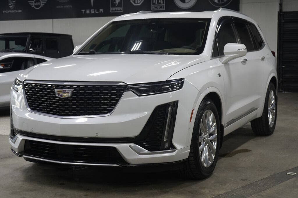 2020 CADILLAC XT6