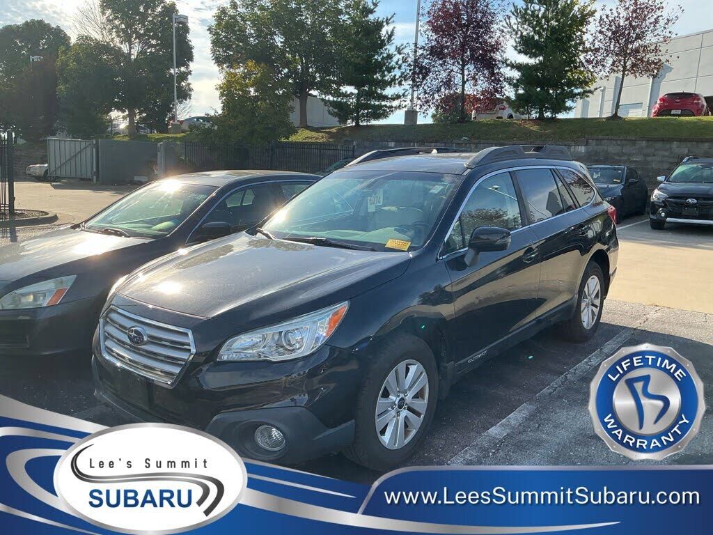 2017 SUBARU Outback