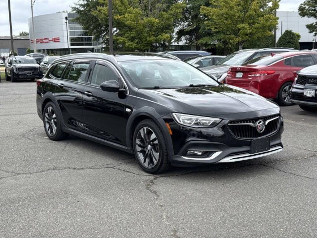 2018 BUICK Regal TourX