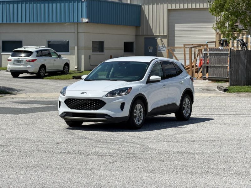 2021 FORD Escape