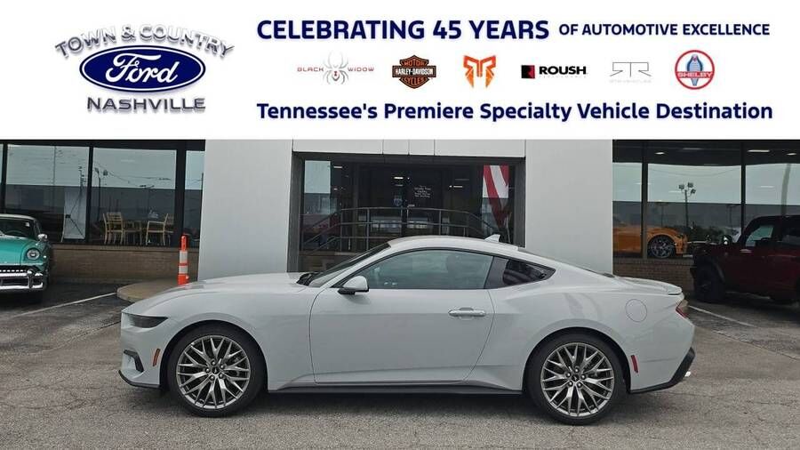 2026 FORD Mustang