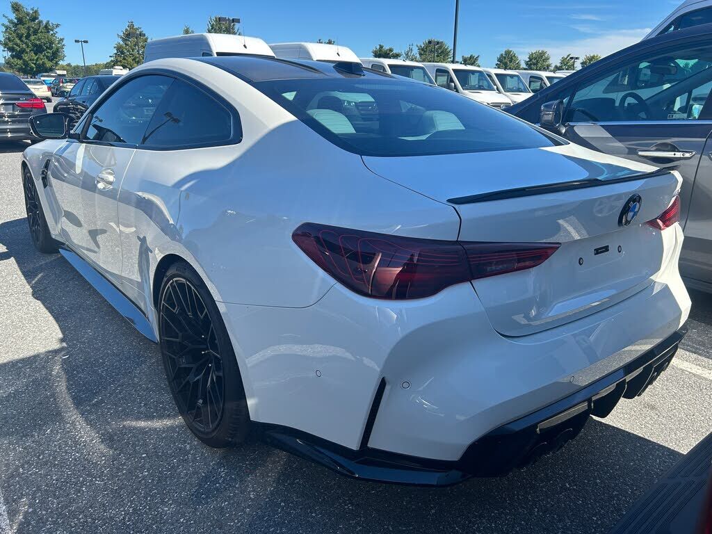 2025 BMW M4