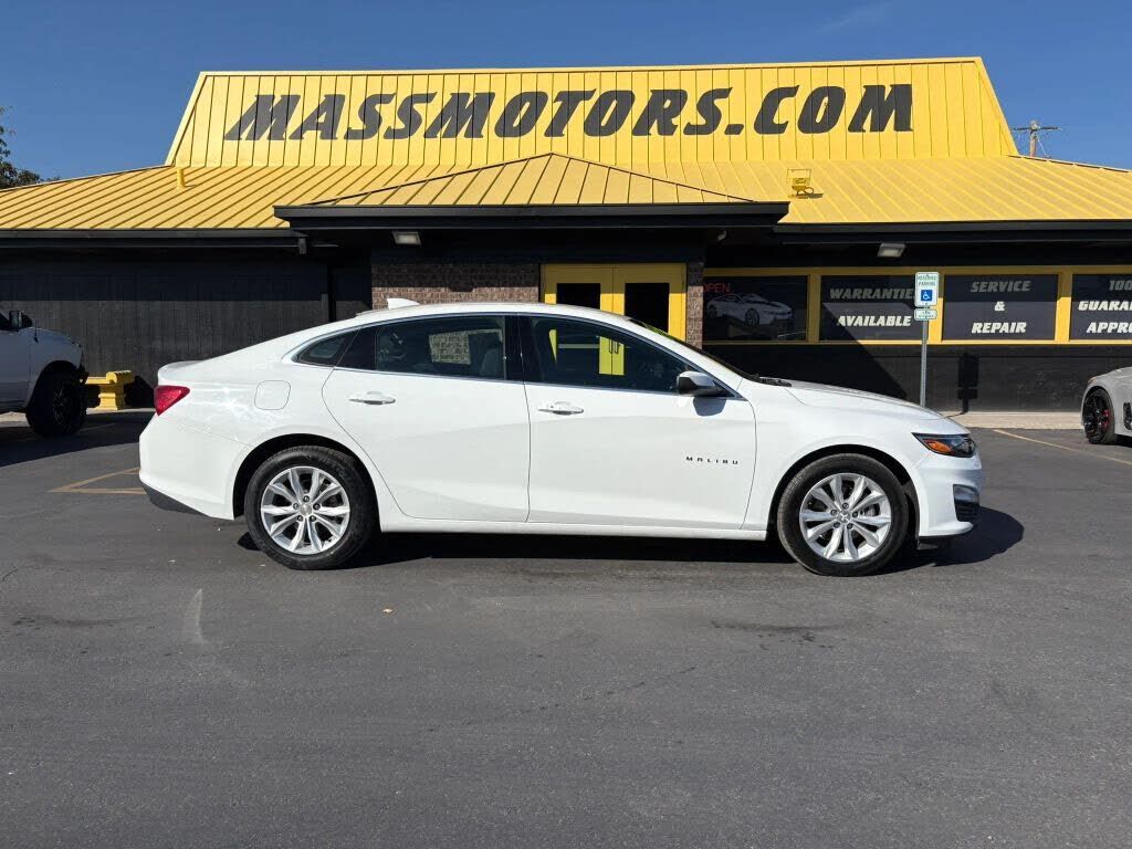 2025 CHEVROLET Malibu