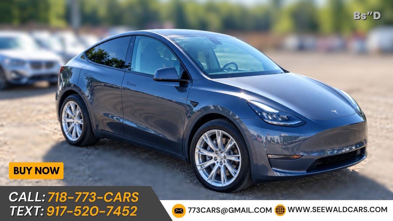 2023 TESLA Model Y