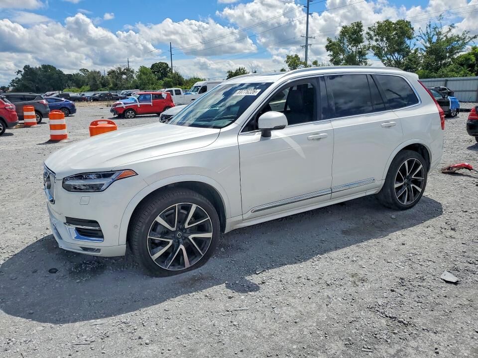 2024 VOLVO XC90