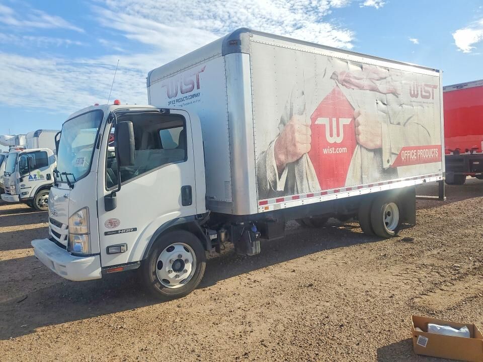 2021 ISUZU NRR