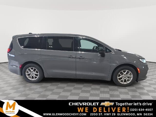 2025 CHRYSLER Pacifica