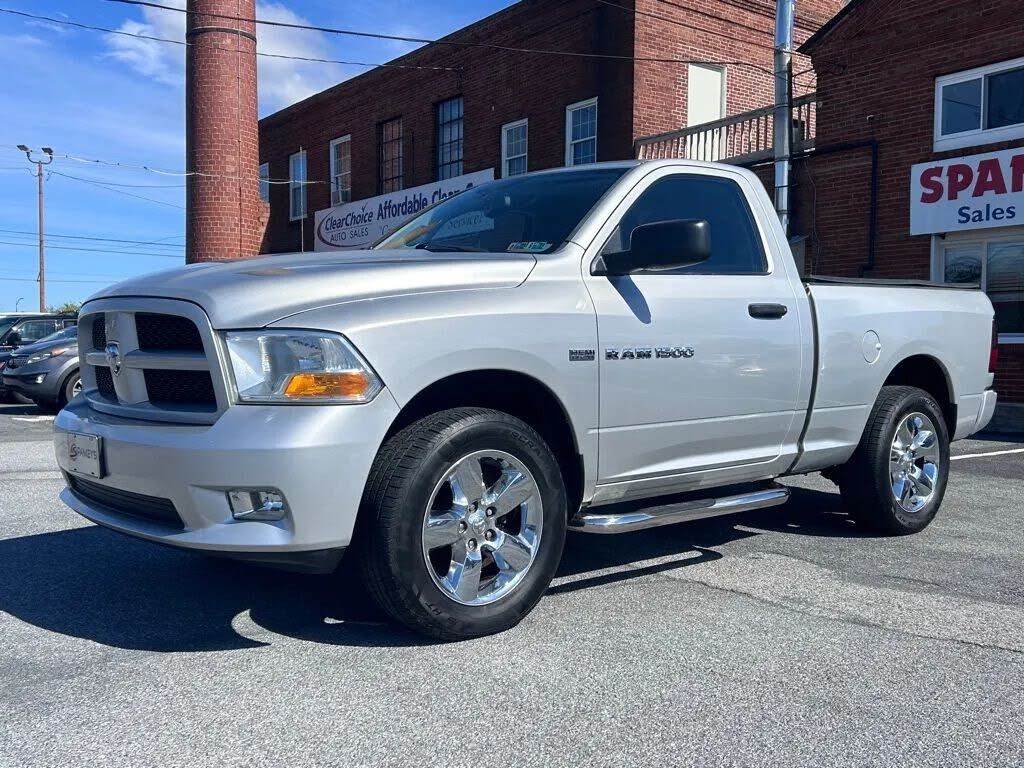 2012 DODGE Ram