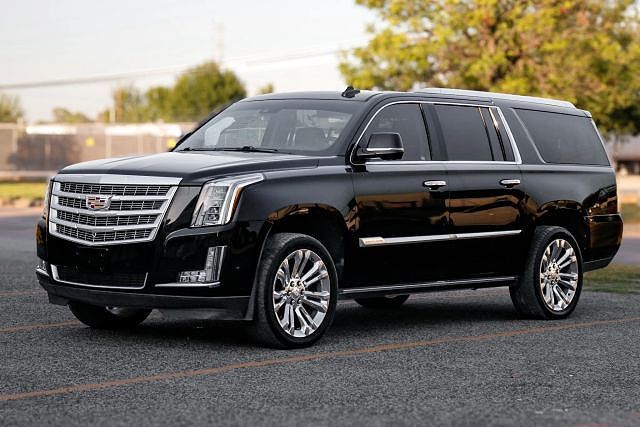 2018 CADILLAC Escalade ESV
