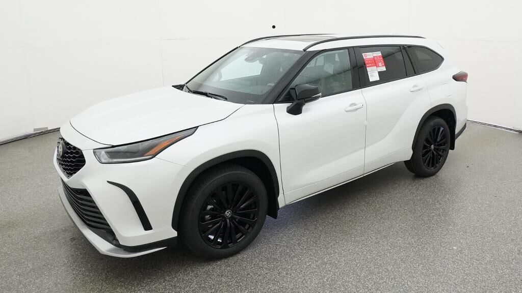 2026 TOYOTA Highlander