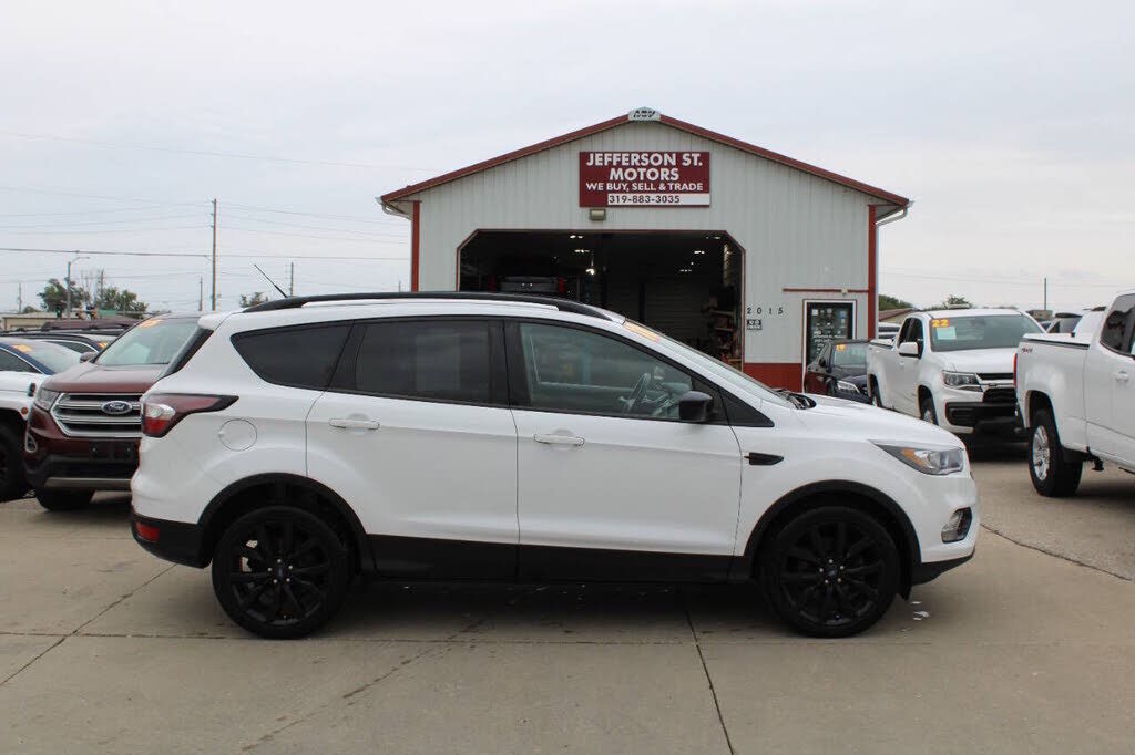 2018 FORD Escape