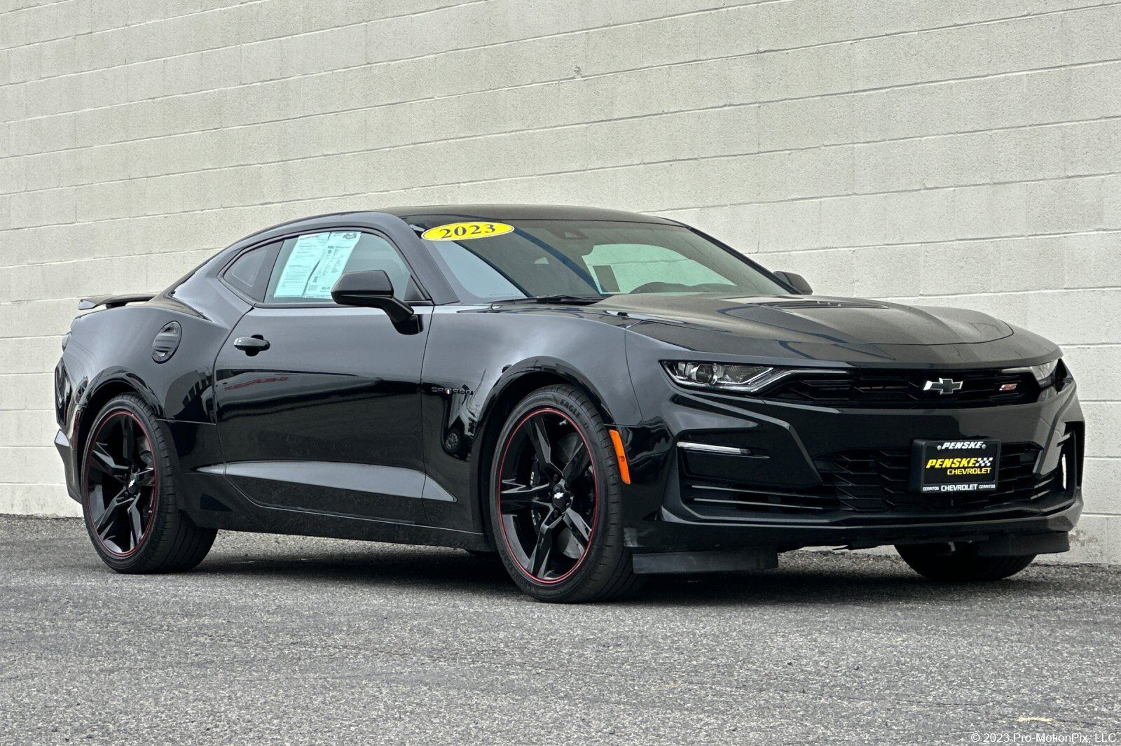 2023 CHEVROLET Camaro