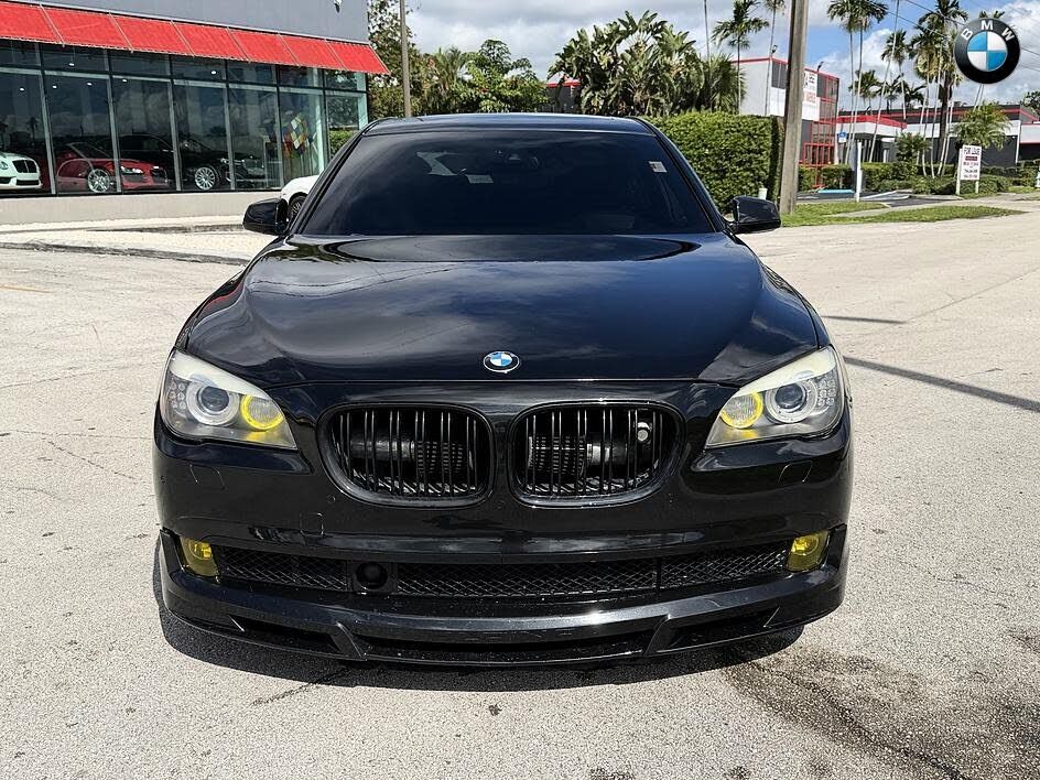 2011 BMW 750i