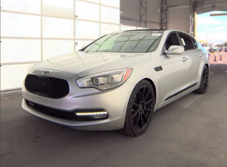 2015 KIA K900
