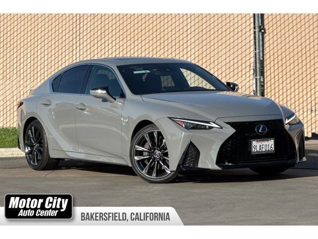 2024 LEXUS IS