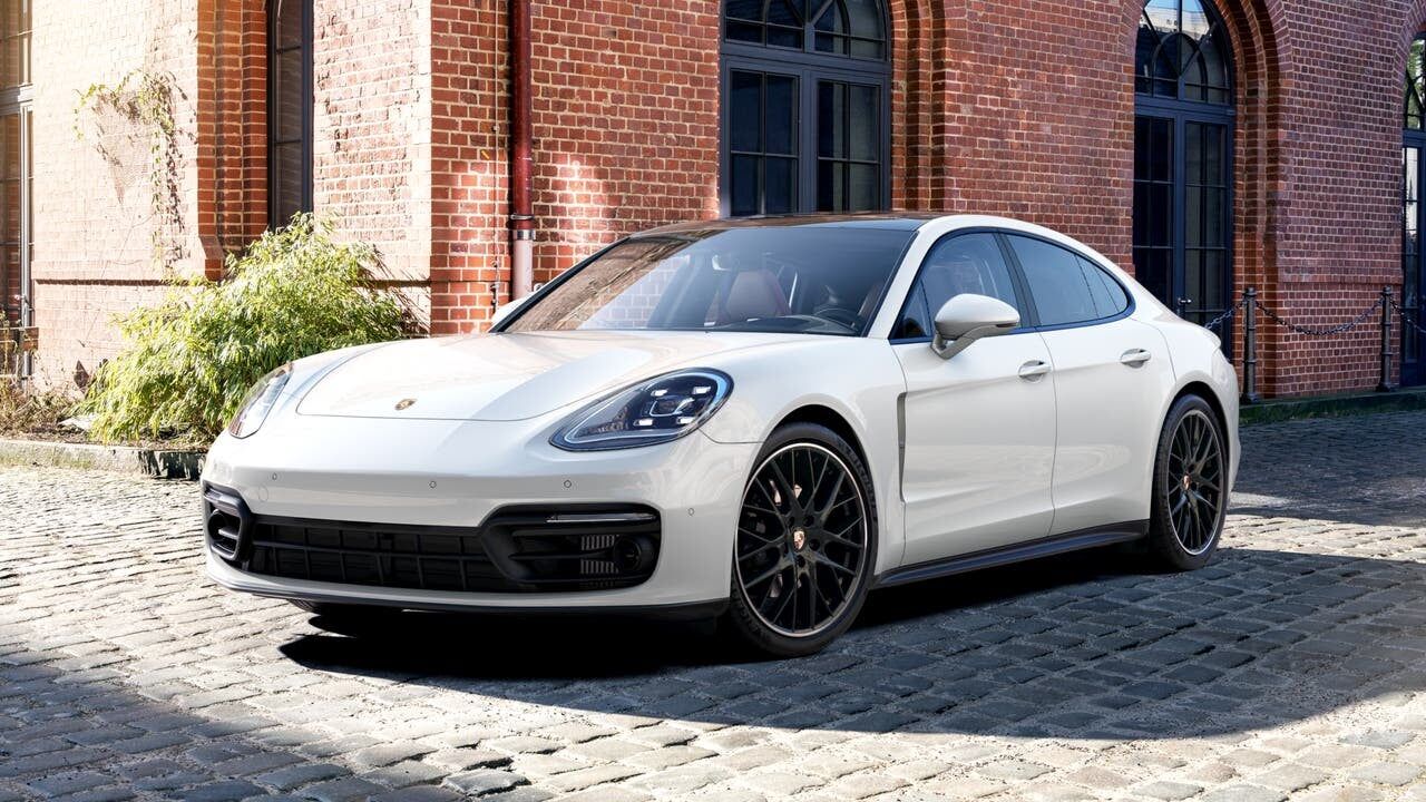 2023 PORSCHE Panamera