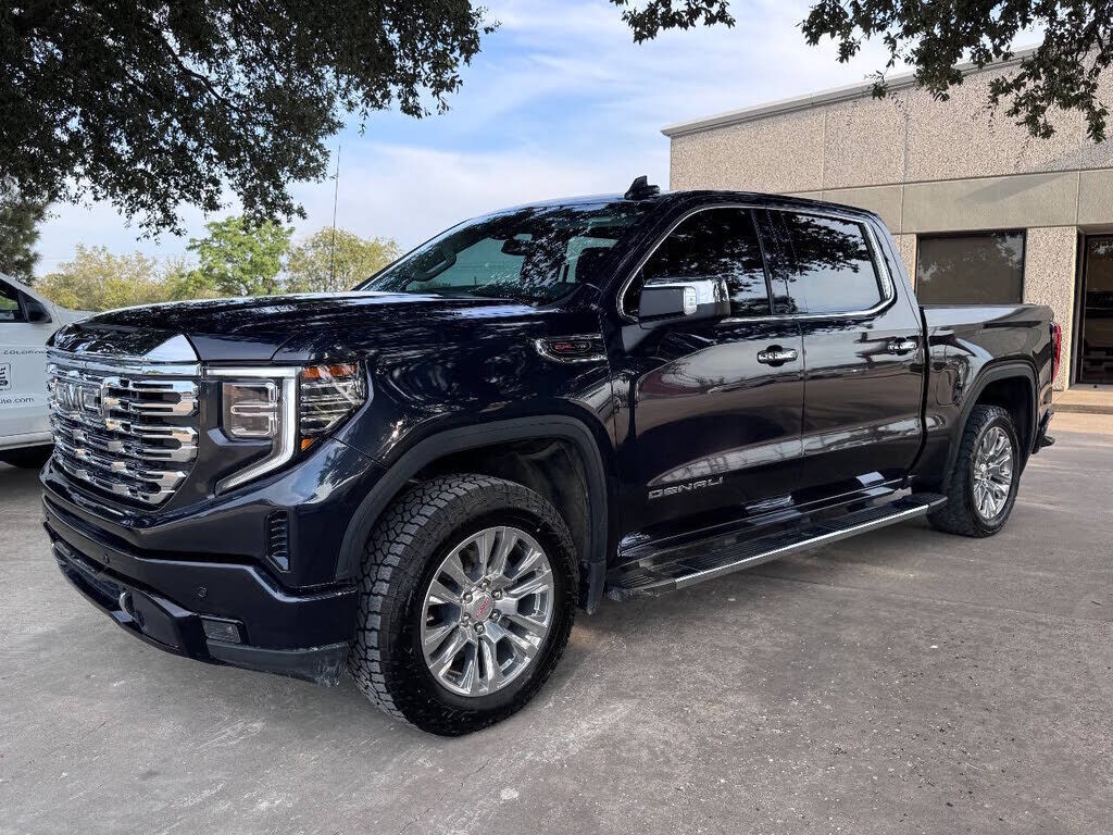 2023 GMC Sierra