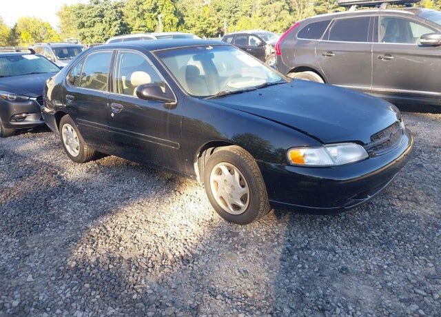 1999 NISSAN Altima